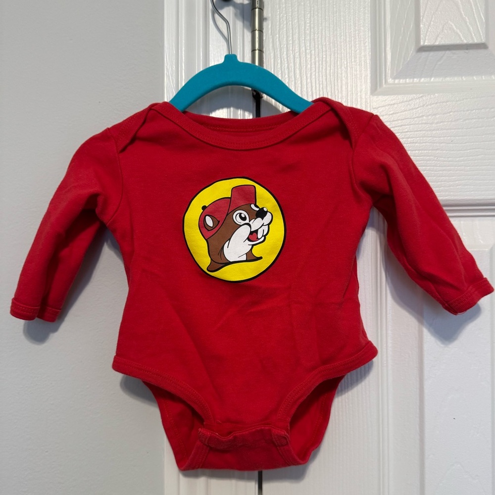 Bucee’s long sleeve cotton body suit